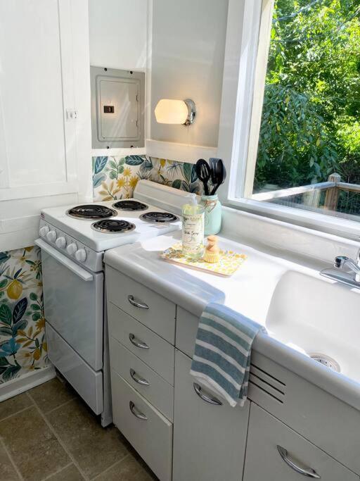 The Garden Cottage Hendersonville Exterior foto